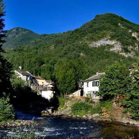 Gite Du Grand Taichou Luzenac Exterior photo